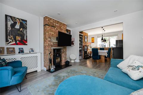 undefined, Twining Avenue, Twickenham