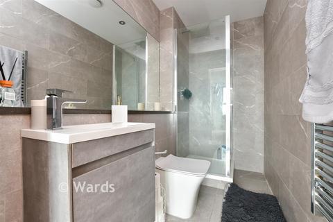2 bedroom flat for sale, Queensbridge Drive, Ramsgate CT11