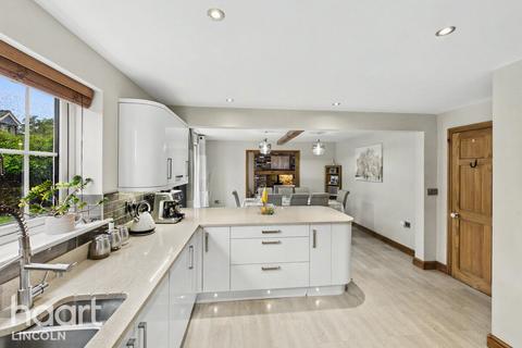 5 bedroom detached house for sale, Cranbourne Chase, North Hykeham