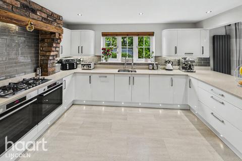 5 bedroom detached house for sale, Cranbourne Chase, North Hykeham
