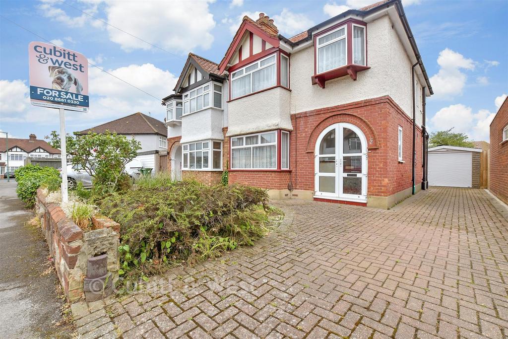 Driveway/Parking