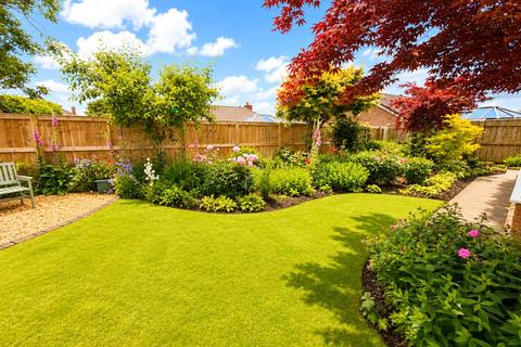 3 bedroom bungalow for sale, Meadow Close, Northallerton, North Yorkshire, DL7