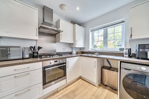 3 bedroom semi-detached house for sale, Wey Meadow Close, Farnham, GU9