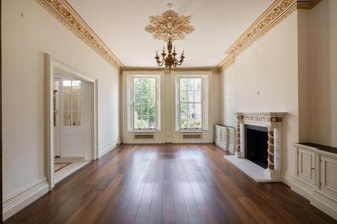 undefined, Cavendish Avenue, St Johns Wood, London NW8.