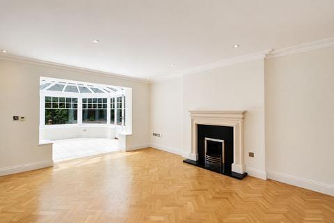 2 bedroom apartment for sale, Queens Road, Weybridge, KT13