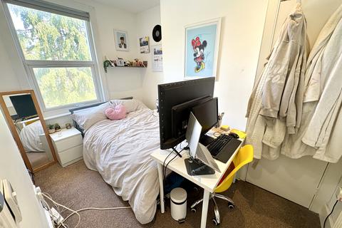 1 bedroom in a house share to rent, Caledonian Road, Brighton, BN2