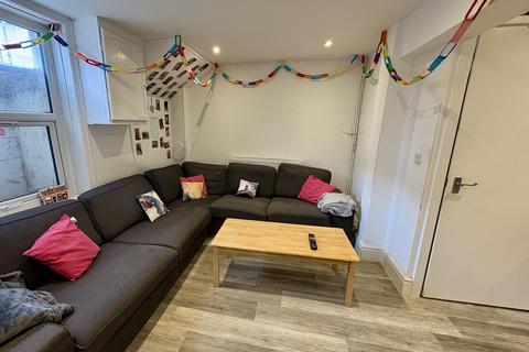 1 bedroom in a house share to rent, Caledonian Road, Brighton, BN2