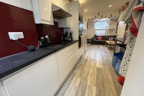 1 bedroom in a house share to rent, Caledonian Road, Brighton, BN2