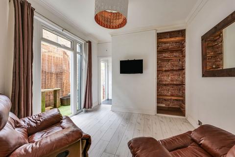 undefined, Hamlet Court Road, Westcliff-on-sea SS0