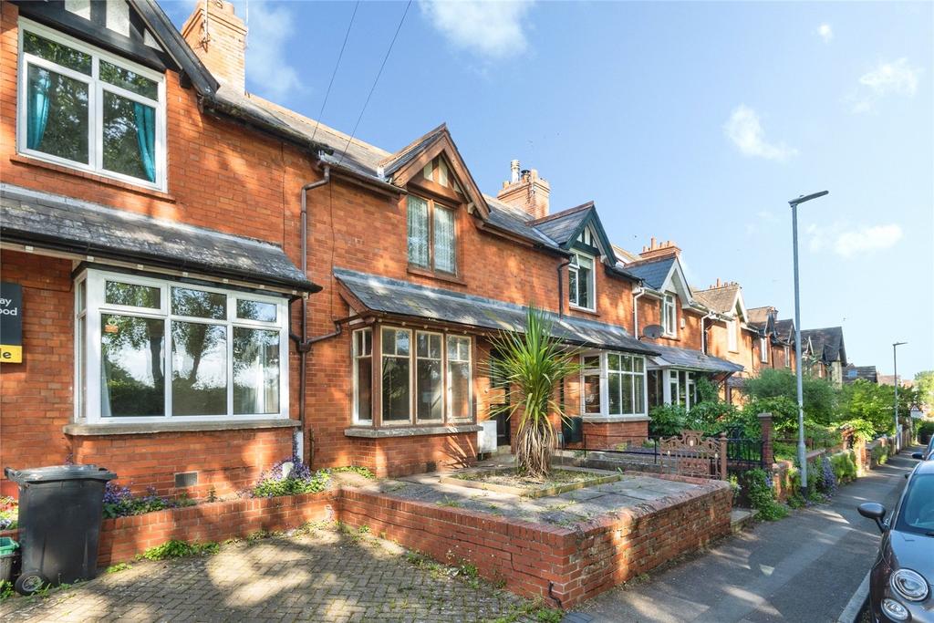 2 bedroom terraced house for sale