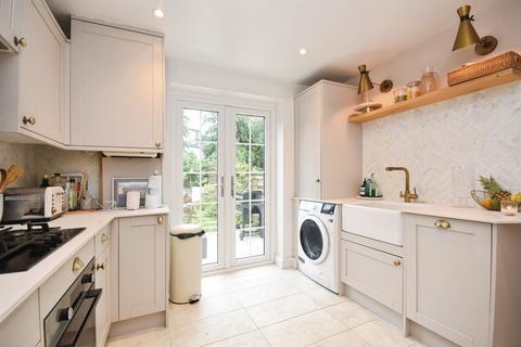 1 bedroom maisonette for sale, Cherry Avenue, Brentwood