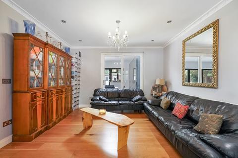 undefined, Woodlands Road, Isleworth, Middlesex, TW7