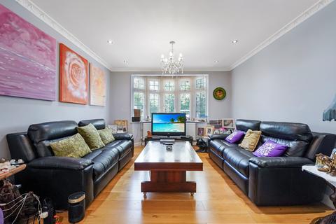 undefined, Woodlands Road, Isleworth, Middlesex, TW7