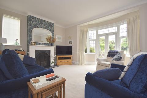4 bedroom detached house for sale, Avenue Gardens, Margate