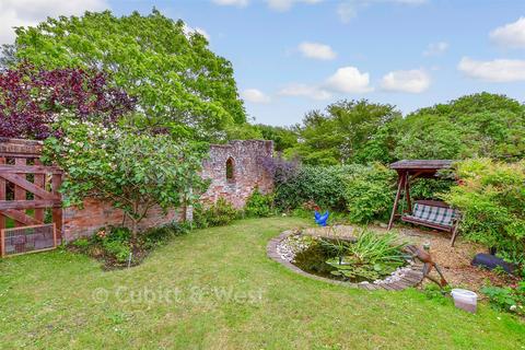 4 bedroom detached house for sale, Shripney Road, Bognor Regis PO22