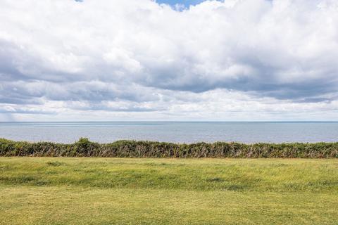 2 bedroom flat for sale, First Floor Apartment with Sea Views in Hunstanton