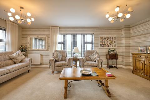 3 bedroom link detached house for sale, Bakers Field, Cliffsend, Ramsgate, Kent, CT12