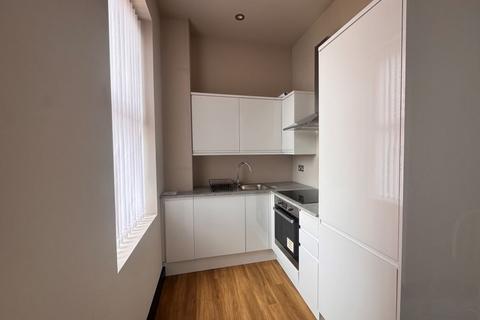 1 bedroom flat for sale, Flat 18 Gibson House, 3 Gibson House Drive, Wallasey, Merseyside, CH44 8AX