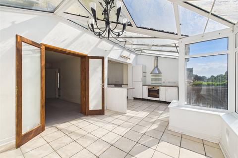 undefined, Paganhill Estate, Stroud, Gloucestershire, GL5