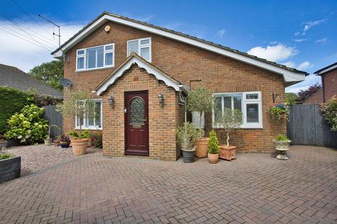 3 bedroom detached house for sale, Northbourne Road, Great Mongeham, Deal, Kent, CT14