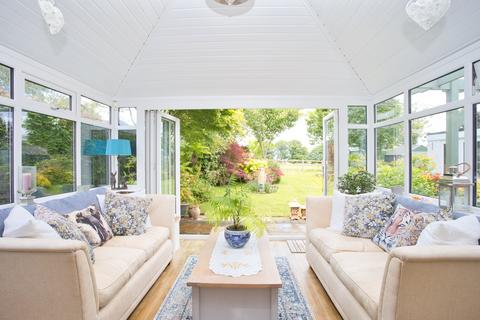3 bedroom detached house for sale, Northbourne Road, Great Mongeham, Deal, Kent, CT14