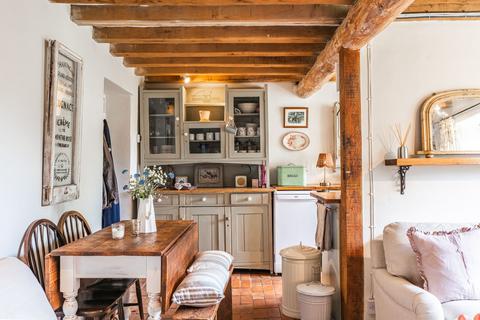 undefined, Characterful Semi-Detached Cottage in Edingthorpe