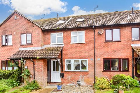 4 bedroom terraced house for sale, Dinsdale Gardens, Rustington BN16