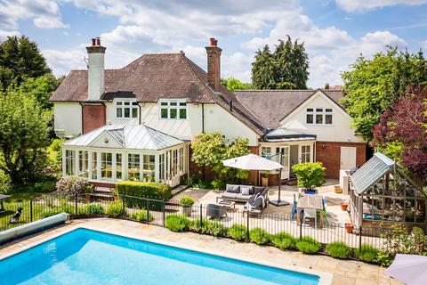 5 bedroom detached house for sale, Petworth Road, Witley, Godalming, Surrey, GU8