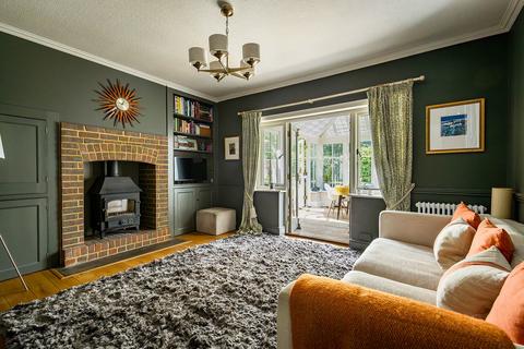 5 bedroom detached house for sale, Petworth Road, Witley, Godalming, Surrey, GU8