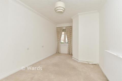 1 bedroom ground floor flat for sale, Canterbury Road, Sittingbourne, Kent