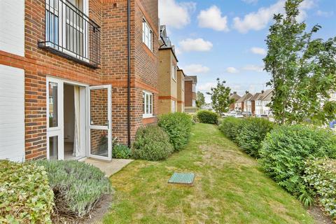 1 bedroom ground floor flat for sale, Canterbury Road, Sittingbourne, Kent