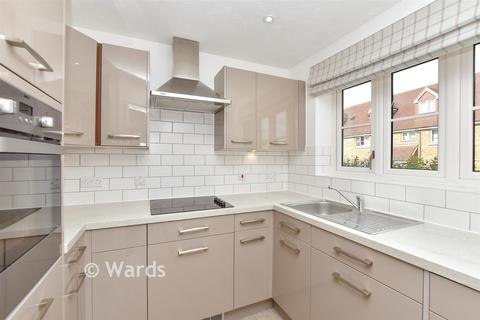 1 bedroom ground floor flat for sale, Beatrice Lodge, Sittingbourne ME10