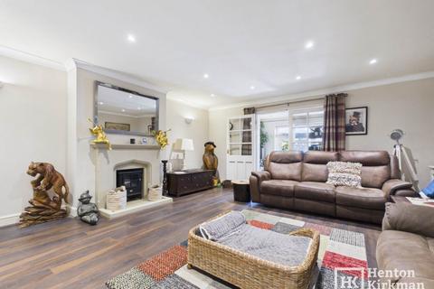 3 bedroom semi-detached house for sale, Norsey View Drive, Billericay