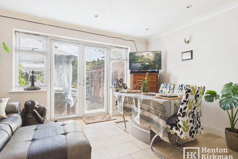 3 bedroom semi-detached house for sale, Norsey View Drive, Billericay