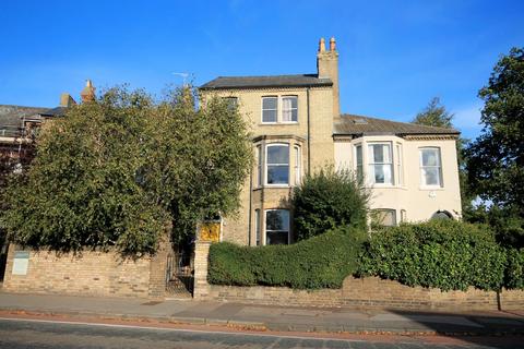 undefined, Chesterton Road Cambridge