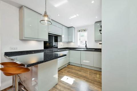 3 bedroom detached bungalow for sale, Icknield Close, Newmarket CB8