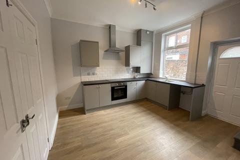 3 bedroom terraced house to rent, Marlborough Street, Ashton Under Lyne, Oldham
