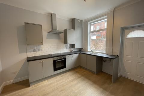 3 bedroom terraced house to rent, Marlborough Street, Ashton Under Lyne, Oldham