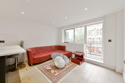 Broadway, West Ealing, London, W13