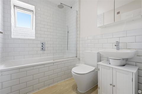2 bedroom apartment for sale, Tallow Gate, South Woodham Ferrers, Chelmsford, Essex, CM3
