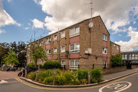 1 bedroom flat to rent, Manor Park Road, Manor Park, London, E12
