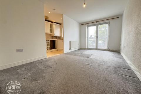 1 bedroom flat for sale, Sandringham Court, Walsall Road, Great Barr, Birmingham