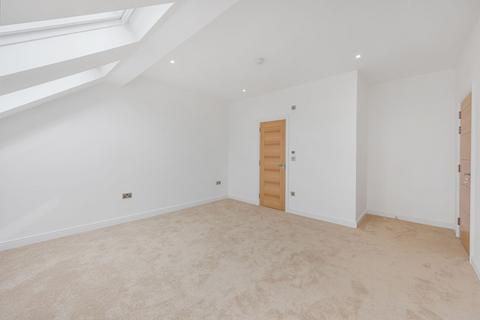 undefined, Highfield Avenue, Sale, M33