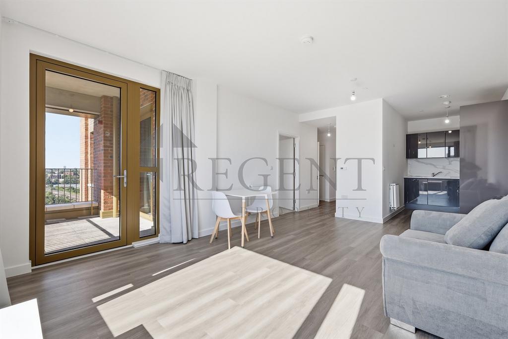 Apartment in London, London Borough of Southwark - View 3