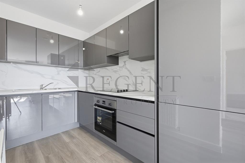 Apartment in London, London Borough of Southwark - View 4