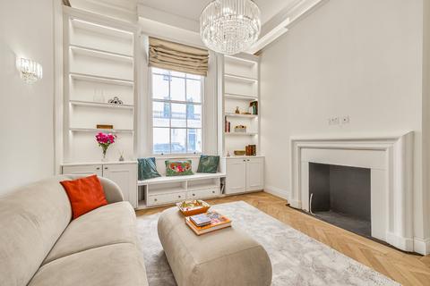 2 bedroom terraced house to rent, Chesham Street, Belgravia, London, SW1X