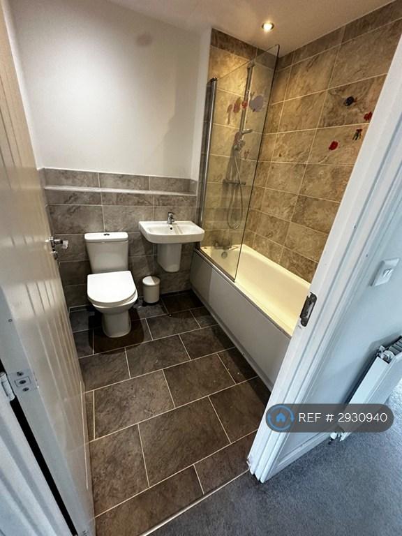 House in London - View 5