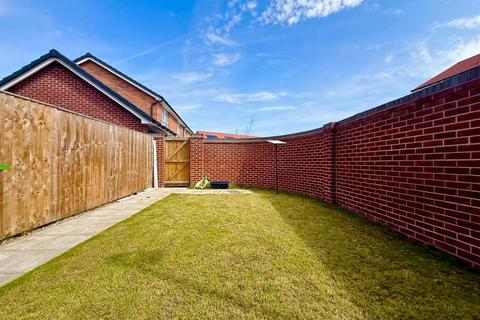 4 bedroom townhouse for sale, Sunnyside Close, Macclesfield