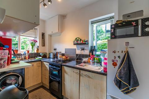 2 bedroom flat for sale, Anglesea Road, Southampton SO15