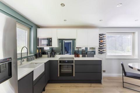 3 bedroom apartment for sale, Chandler Court, Adderstone Crescent, Jesmond, Newcastle upon Tyne